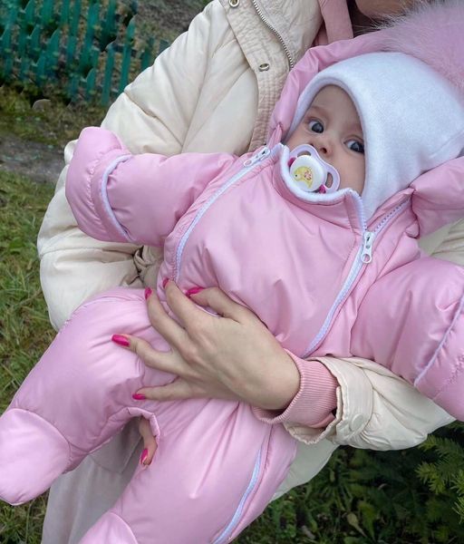 Зимовий комбінезон на новонароджену дитину Аляска рожевий з бомбоном 0039 фото